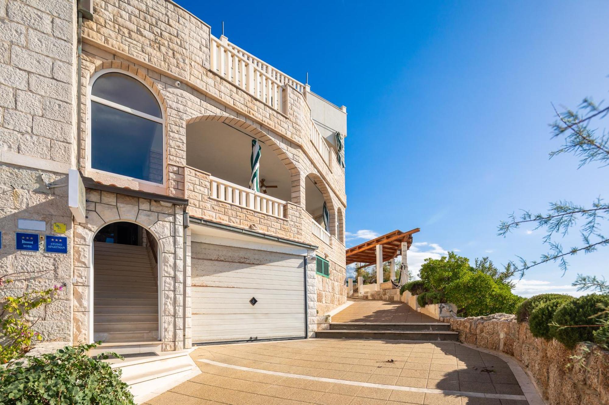 Beach Villa Porat Pisak Exterior photo