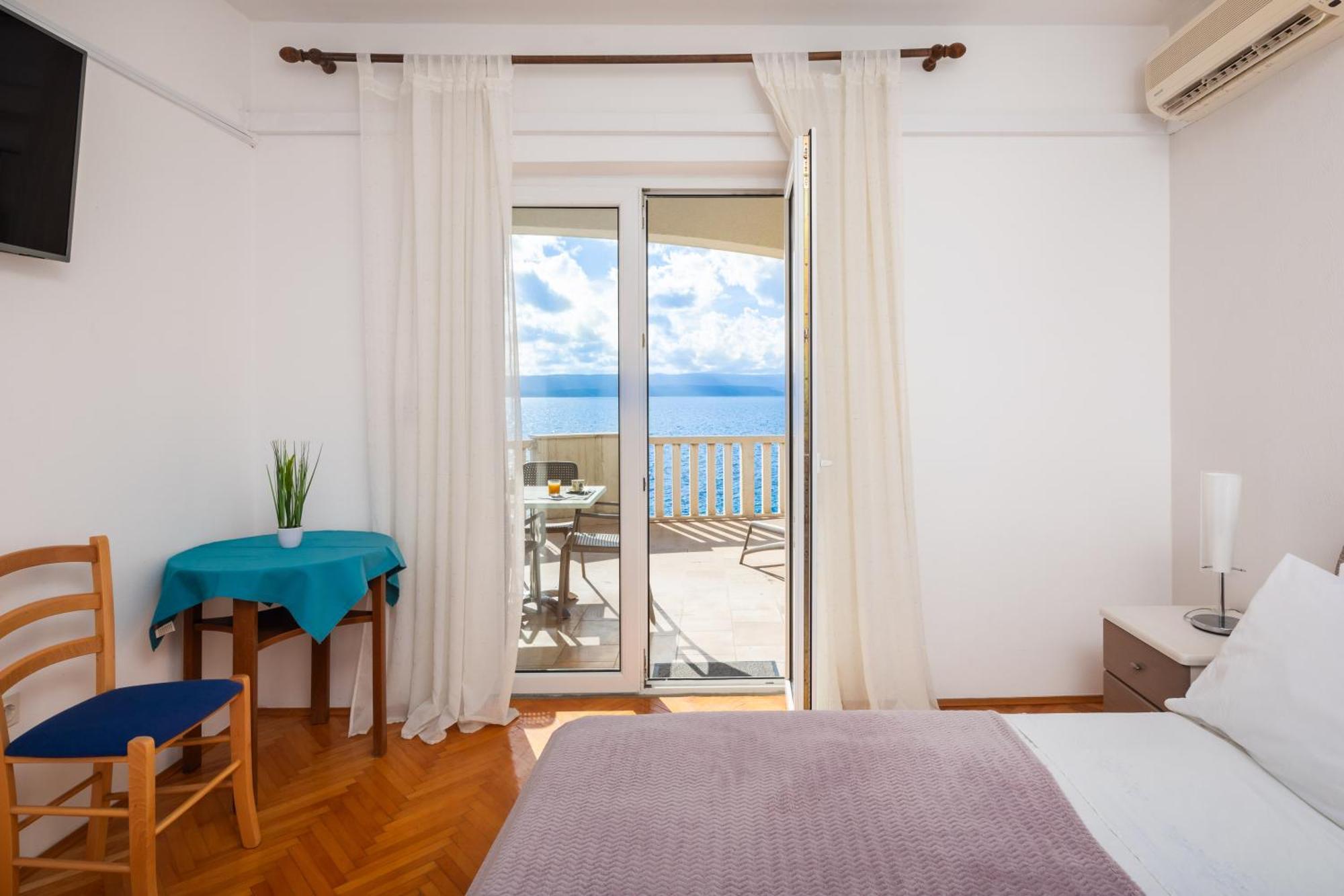 Beach Villa Porat Pisak Exterior photo