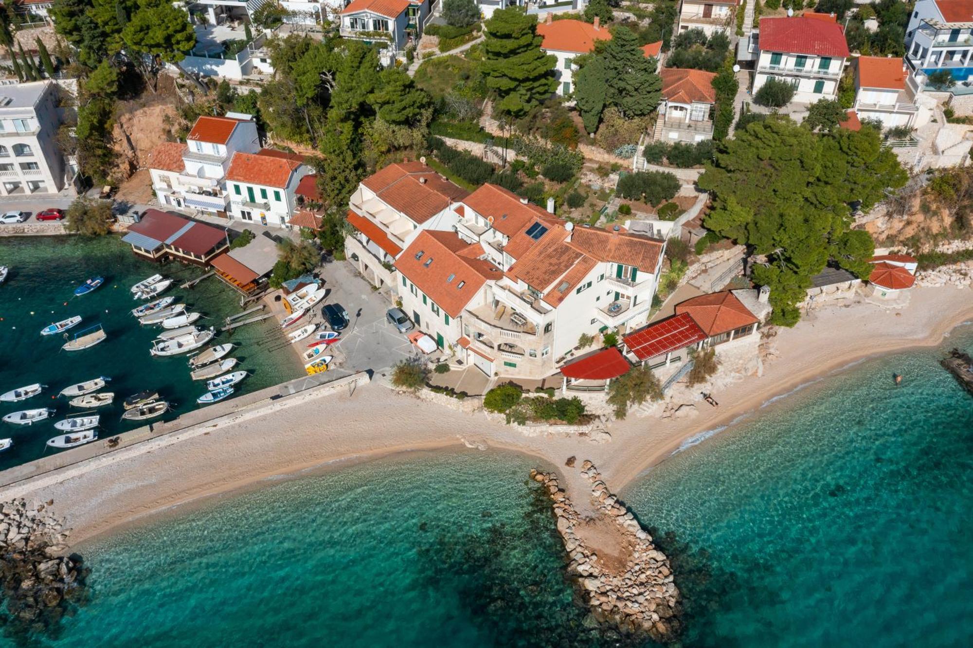Beach Villa Porat Pisak Exterior photo